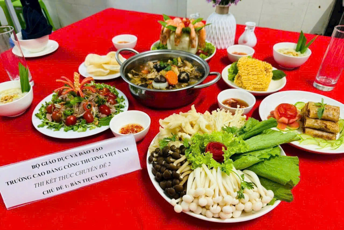 nghề chế biến món ăn